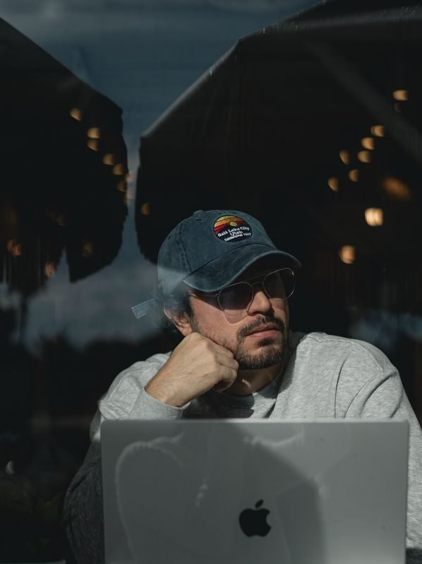 Hey! I’m Fer — photographer and filmmaker_ Just…